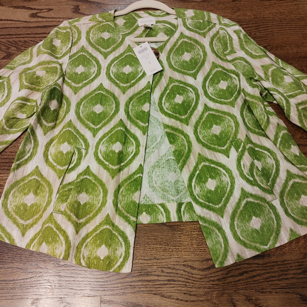Women Chicos linen jacket